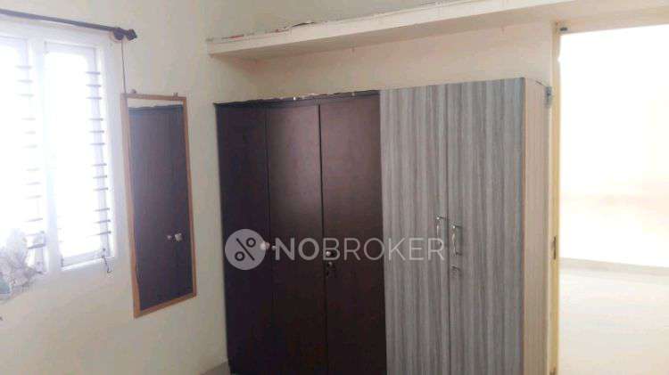 2 BHK Flat In Saraswathi Illam for Rent  In Ejipura
