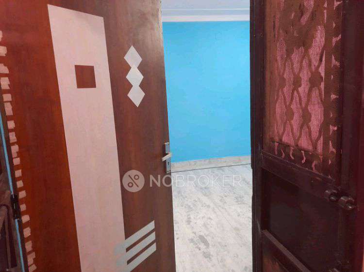 3 BHK Flat In Kaushik Enclave for Rent  In Burari