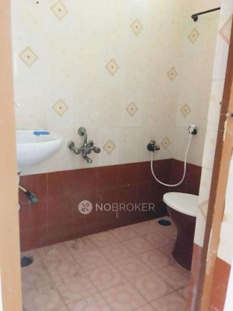 2 BHK Flat In Krishna Apartment For Sale  In Urapakkam