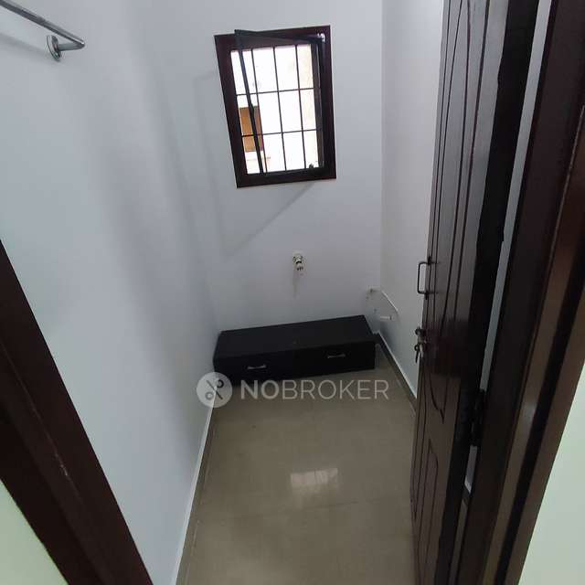 3 BHK Flat In Ravis Kuteer For Sale  In Manikonda