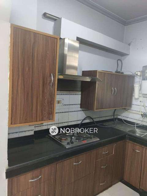 2 BHK Flat In Freedom Fighters Enclave For Sale  In Sainik Farm