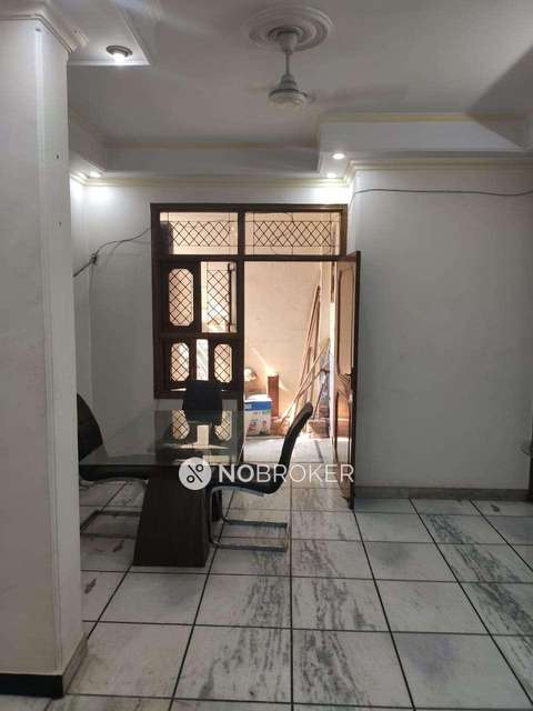 2 BHK Flat In Freedom Fighters Enclave For Sale  In Sainik Farm