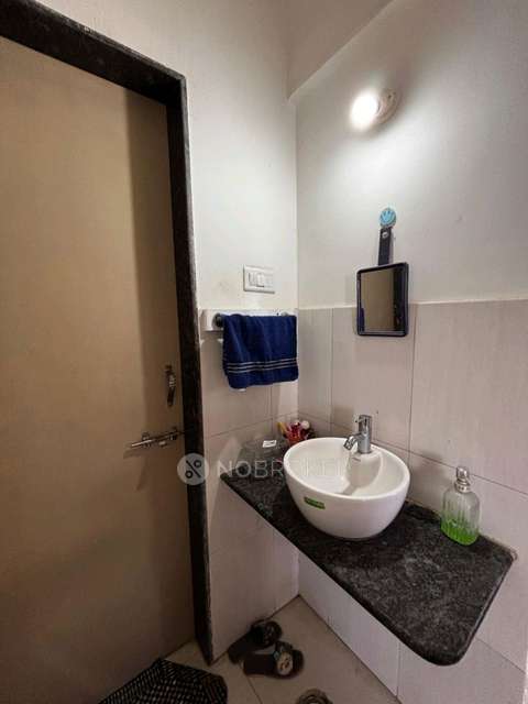 2 BHK Flat In Hazel View for Rent  In Pimpri-chinchwad,