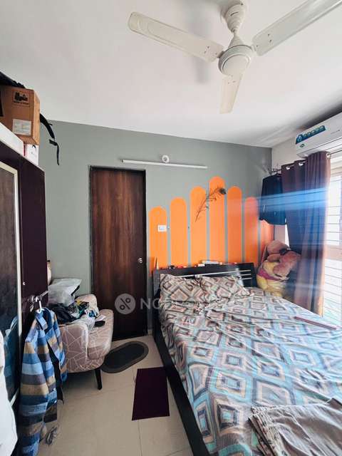 Single Room for Male In 3 BHK  In Home Vardhaman In Tathawade