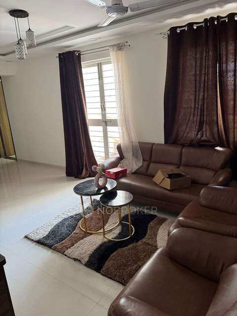 Single Room for Male In 3 BHK  In Home Vardhaman In Tathawade
