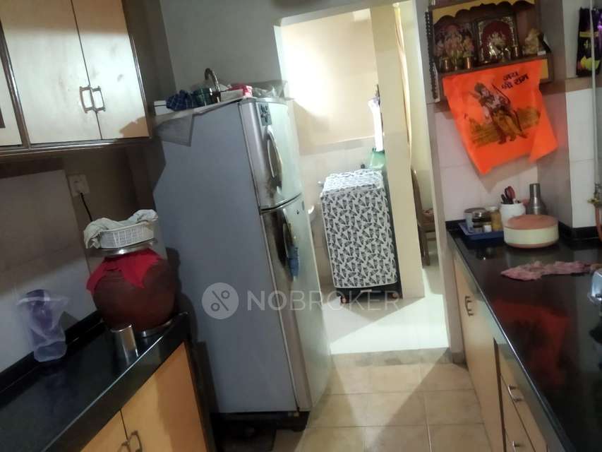 2 BHK Flat In Pinewood Apartment For Sale  In Mulund West