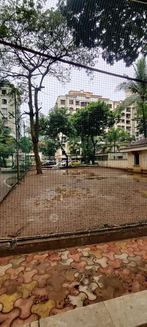 2 BHK Flat In Pinewood Apartment For Sale  In Mulund West