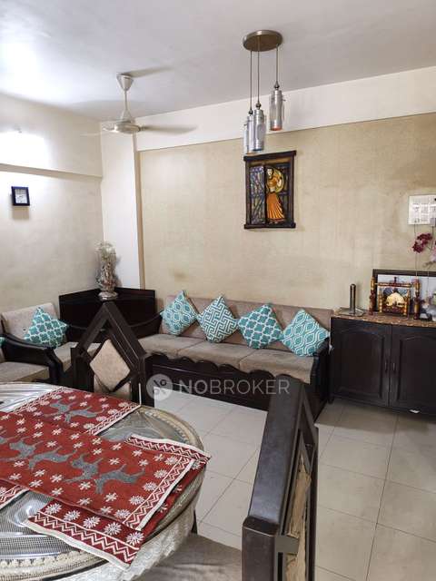 3 BHK Flat In Arihant Darshan Chs For Sale  In Kandivali East