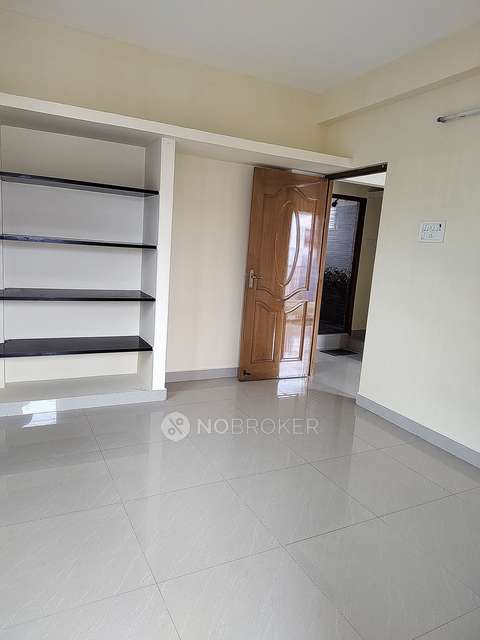 2 BHK Flat In Aishwaryam Apartment  For Sale  In Medavakkam