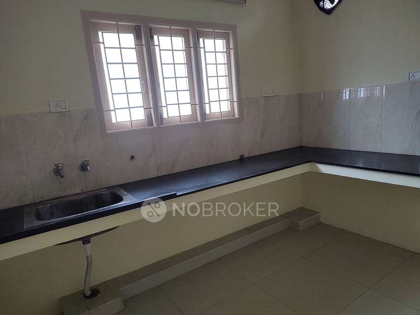 2 BHK Flat In Aishwaryam Apartment  For Sale  In Medavakkam