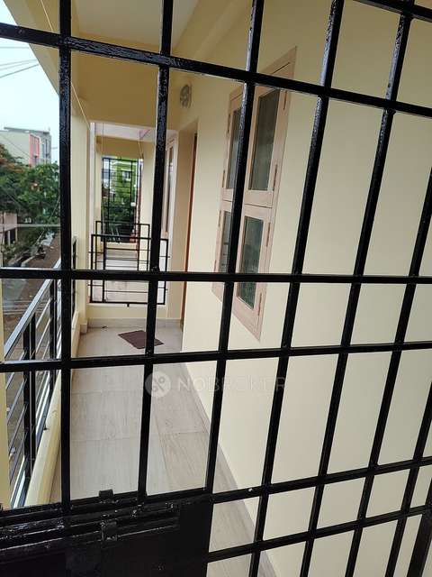 2 BHK Flat In Aishwaryam Apartment  For Sale  In Medavakkam