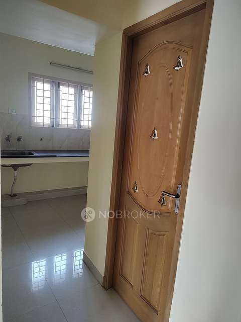 2 BHK Flat In Aishwaryam Apartment  For Sale  In Medavakkam