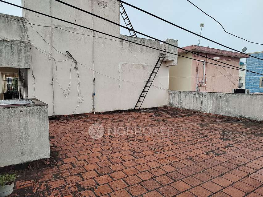 2 BHK Flat In Aishwaryam Apartment  For Sale  In Medavakkam