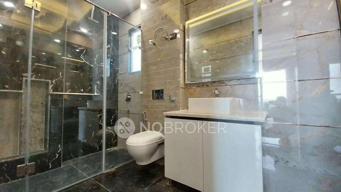 4 BHK Flat In Hbs Housing Colony For Sale  In Sector 28