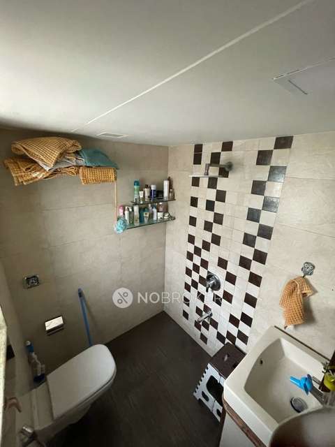 3 BHK Flat In Candy Castle For Sale  In Colaba