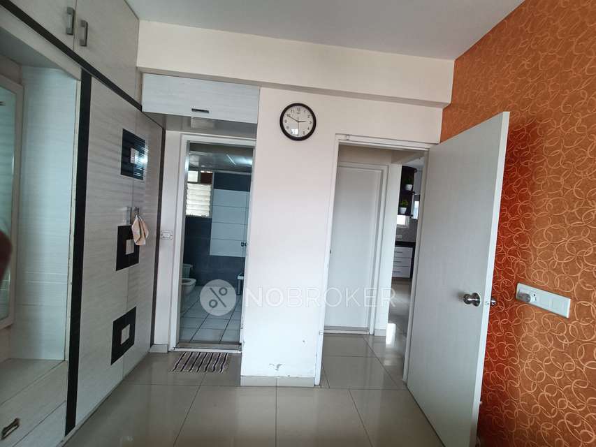 3 BHK Flat In Grc Brundavan  For Sale  In Nayanda Halli