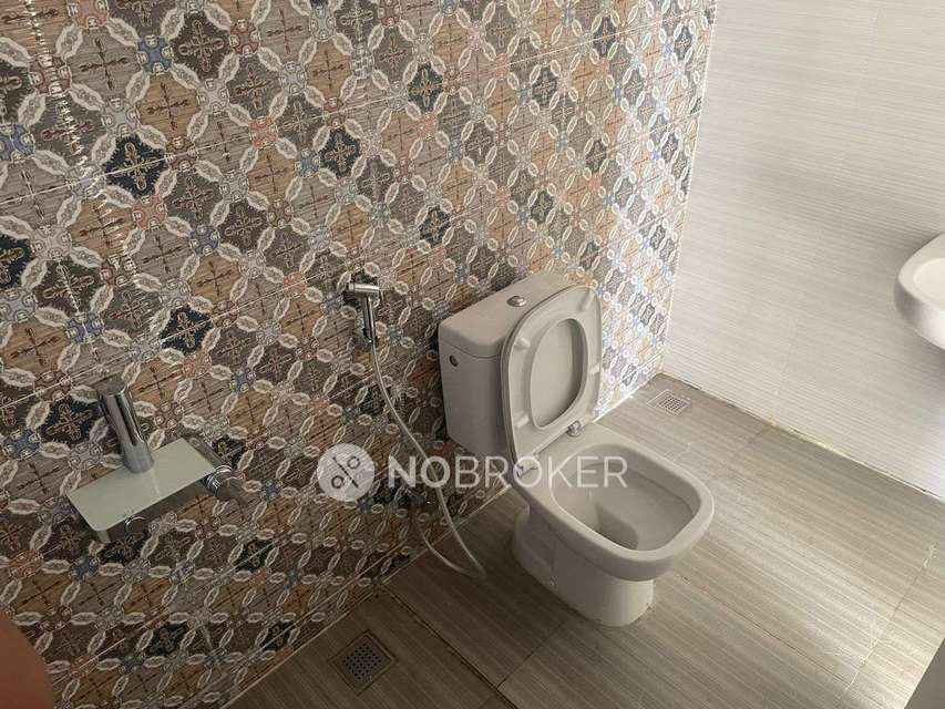 2 BHK Flat In Kumar Princetown Royal For Sale  In Undri