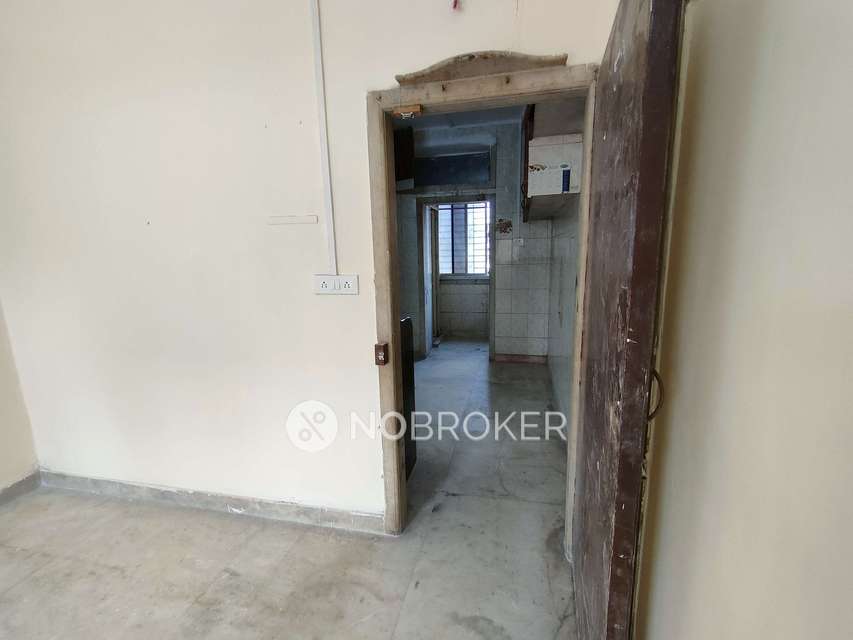 1 RK Flat In Thakur Bhuvan For Sale  In Koldongri