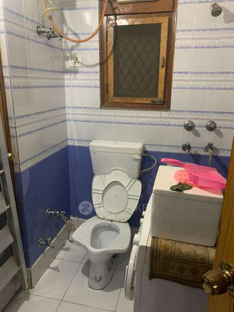 3 BHK Flat In Standalone Building  For Sale  In Rajouri Garden Extension, Rajouri Garden