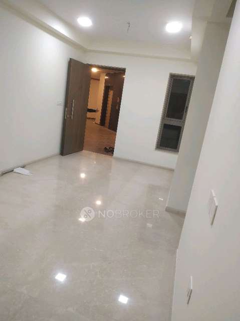 2 BHK Flat In Kalpataru Paramount for Rent  In Kapurbawdi, Thane West