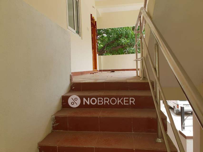 4+ BHK House For Sale  In Nanganallur