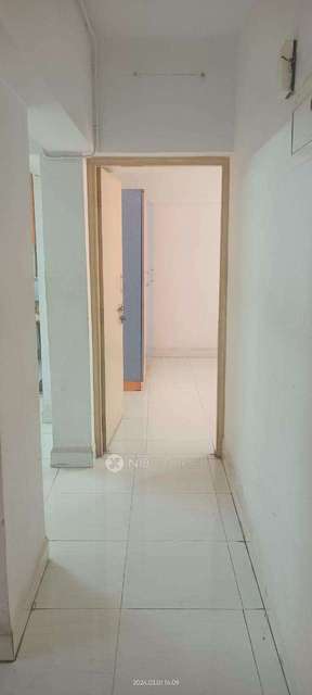 2 BHK Flat In Laxmi Narayan Tower For Sale  In Narayan Peth