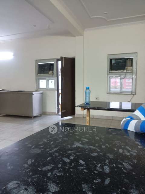 PG for Boys in Knowledge Park Iii