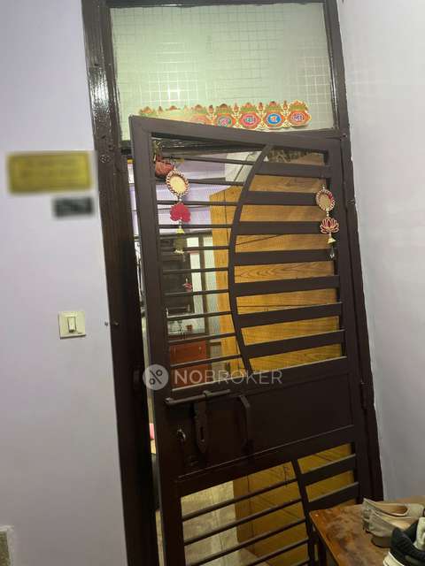 2 BHK Flat In Krishna Kunj For Sale  In Vasundhara