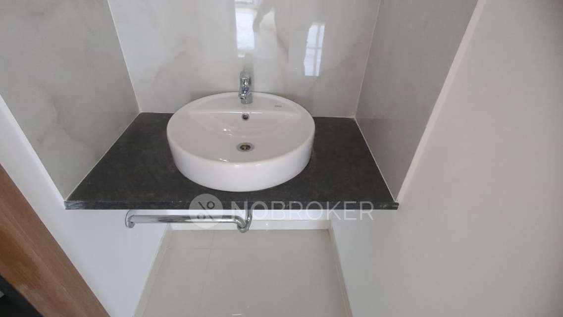 3 BHK Flat In Majestique Signature Towers for Rent  In Baner