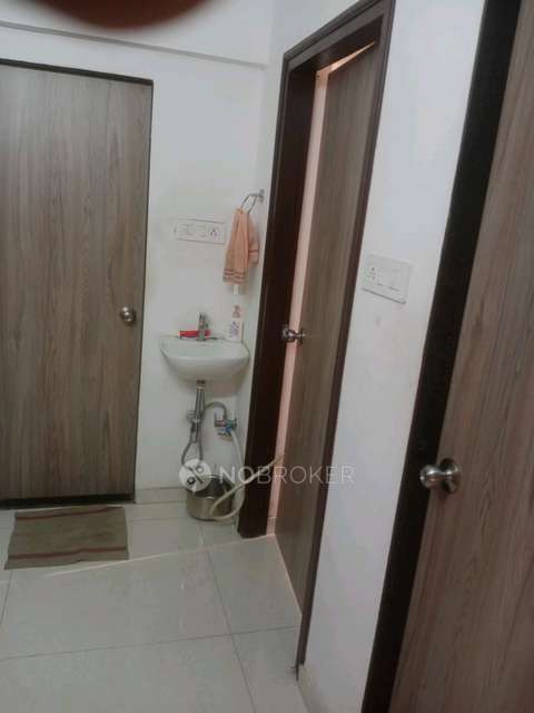 1 BHK Flat In Shraddha Nipun Galaxy For Sale  In Bhandup West