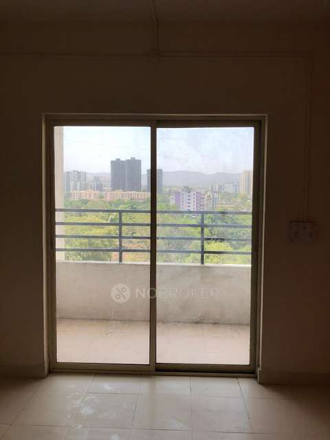1 BHK Flat In Siddhivinayak Complex Shivane For Sale  In Shivane