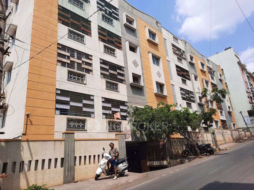 2 BHK Flat In Sai Krishna Paradise For Sale  In Banashankari