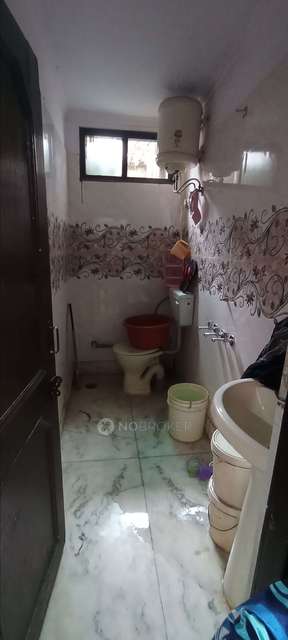 3 BHK Flat For Sale  In Krishna Nagar