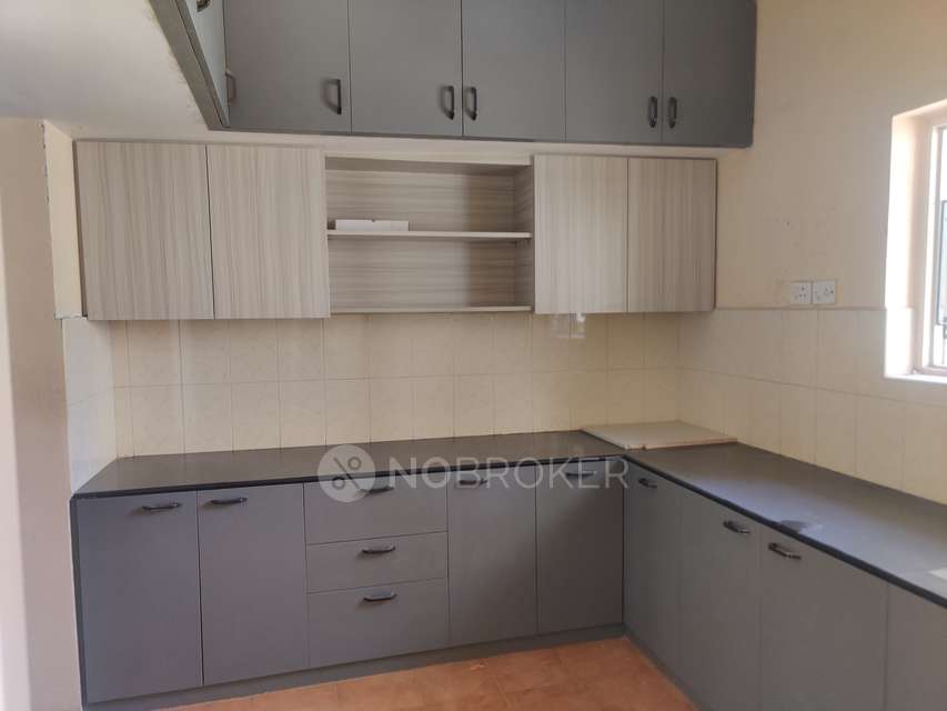 3 BHK Flat In Mantri Paradise, Bannerghatta Road, Bangalore for Rent  In Bannerghatta Road, Bangalore