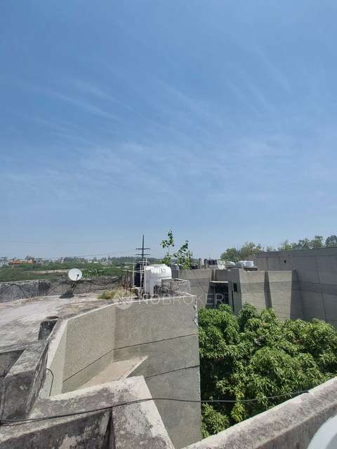 2 BHK Flat In Antriksha Apartment For Sale  In Vikaspuri