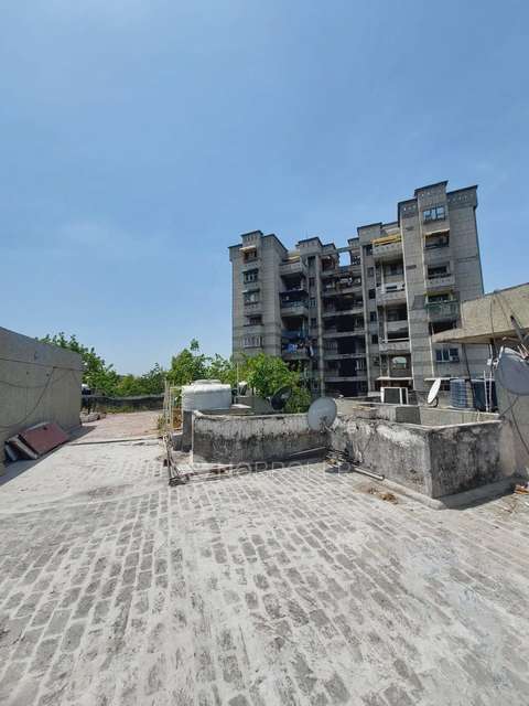 2 BHK Flat In Antriksha Apartment For Sale  In Vikaspuri