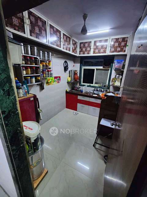 2 BHK Flat In Viceroy Building For Sale  In Dahisar East