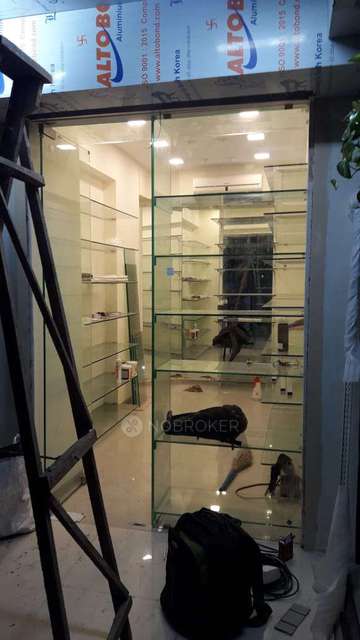 Shop in Vile Parle, Mumbai for sale 