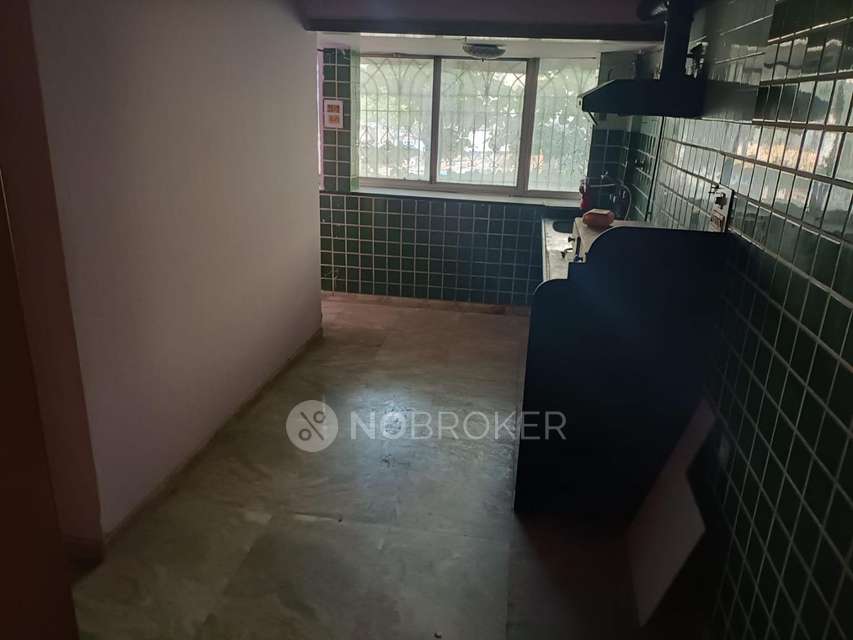 2 BHK Flat In Sumitra Farro Nagar Chs For Sale  In Thane