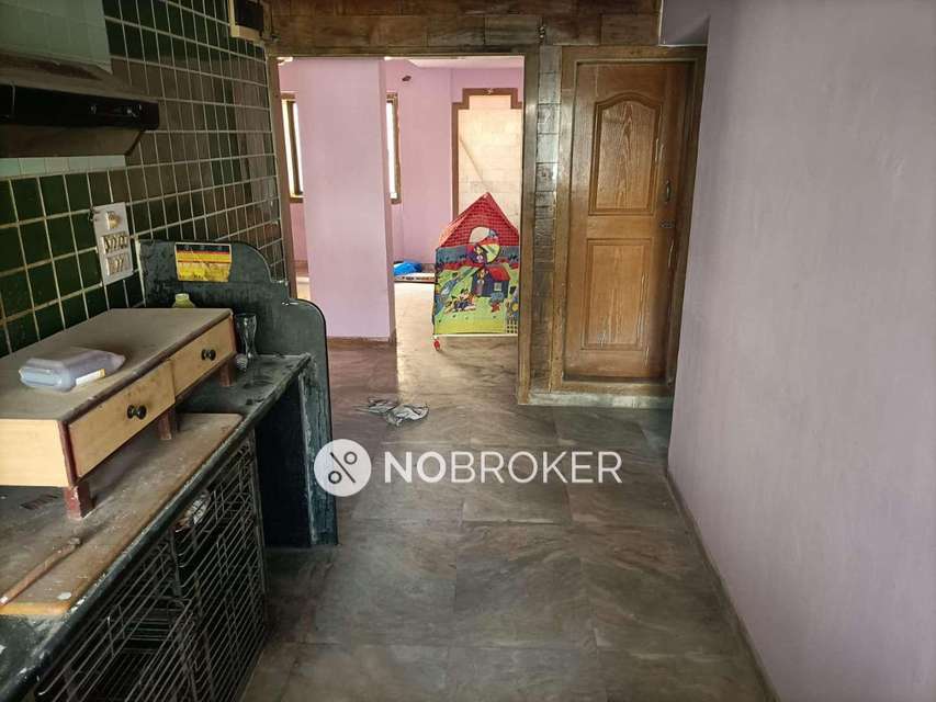 2 BHK Flat In Sumitra Farro Nagar Chs For Sale  In Thane