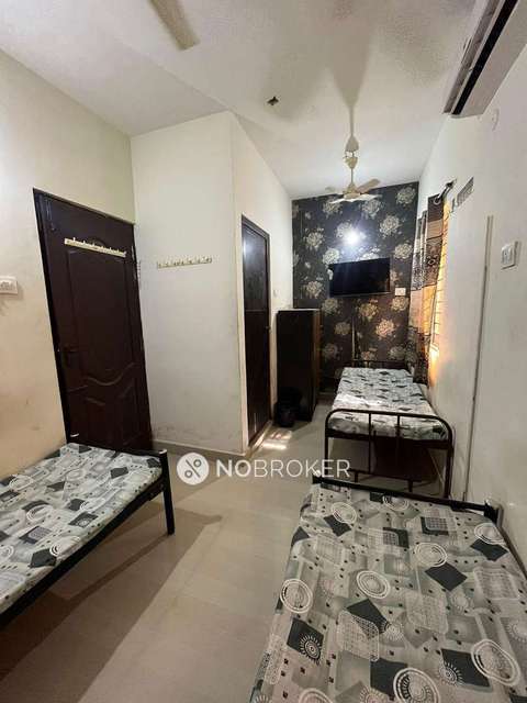 PG for Boys in Shollinganallur