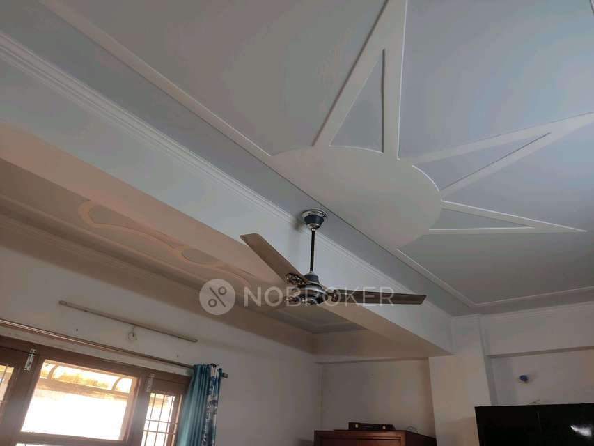 3 BHK Flat In Krishna Apartment For Sale  In Raj Nagar