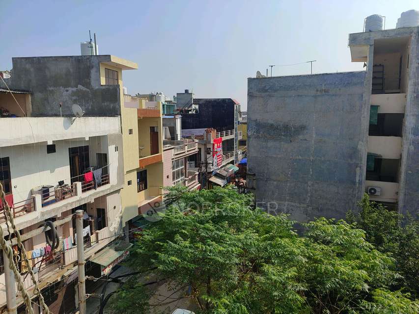 3 BHK Flat In Krishna Apartment For Sale  In Raj Nagar