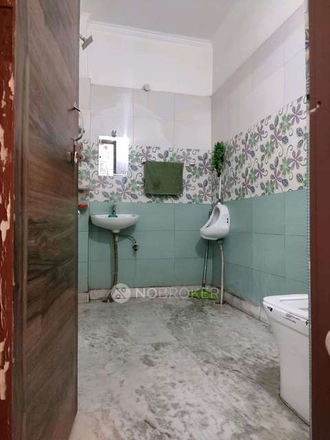 3 BHK Flat In Krishna Apartment For Sale  In Raj Nagar