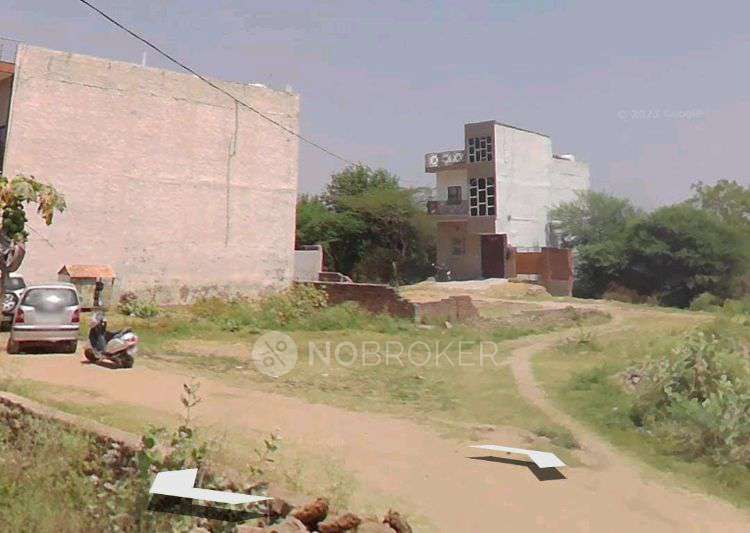 Plot For Sale  In Ghamroj Bus Stand