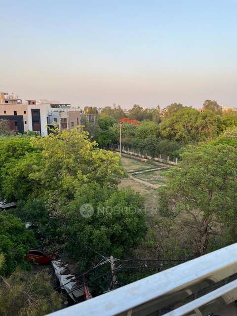 PG for Girls in Janakpuri