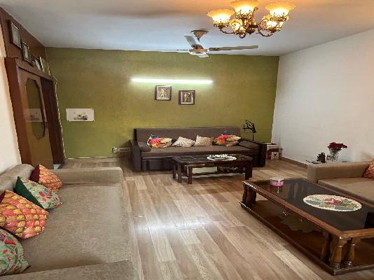 3 BHK Flat In Varun Apartments, Rohini For Sale  In Rohini