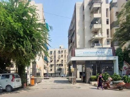 3 BHK Flat In Varun Apartments, Rohini For Sale  In Rohini