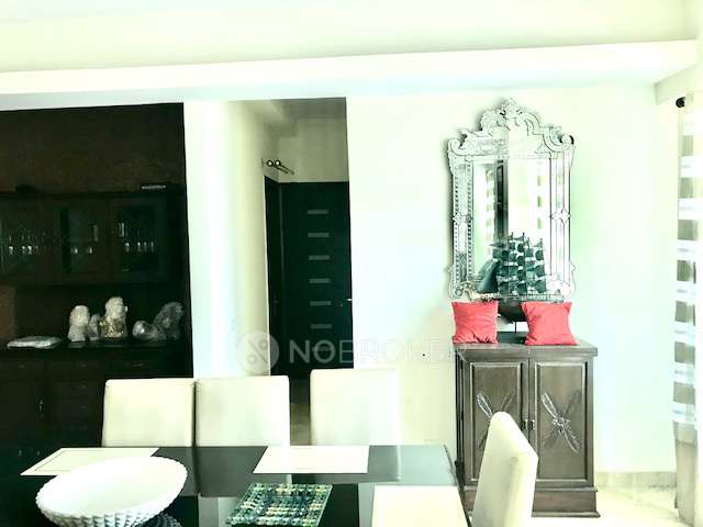 4 BHK Flat In Gaur Saundaryam  For Sale  In Iteda