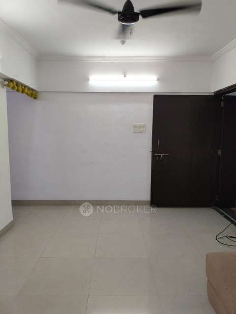1 BHK Flat In Holar Samaj Chs For Sale  In Andheri West